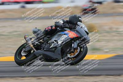 media/Jan-14-2023-SoCal Trackdays (Sat) [[497694156f]]/Turn 4 Set 2 (1030am)/